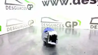 Second-hand car spare part switch for renault clio iii authentique oem iam references 8200276359b  