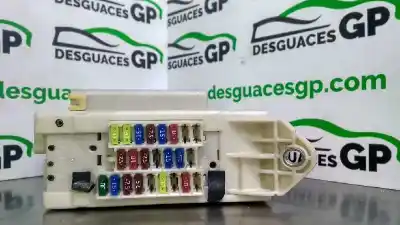 Автозапчасти б/у блок реле/предохранителей за lexus is200 (ds2/is2) 250 v6 ссылки oem iam 8273053022