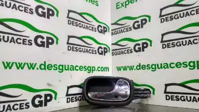 Автозапчасти б/у внутренняя задняя правая ручка за audi a4 b5 avant (8d5) 2.5 tdi ссылки oem iam 