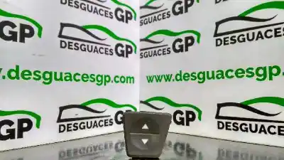 Peça sobressalente para automóvel em segunda mão botão / interruptor elevador vidro dianteiro esquerdo por fiat panda (169) 1.2 8v dynamic referências oem iam 735360837