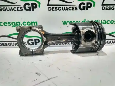 Recambio de automóvil de segunda mano de piston para opel astra h berlina elegance referencias oem iam 