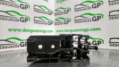 Second-hand car spare part interior left front handle for toyota corolla (_e12_) 1.4 d (nde120_) oem iam references   