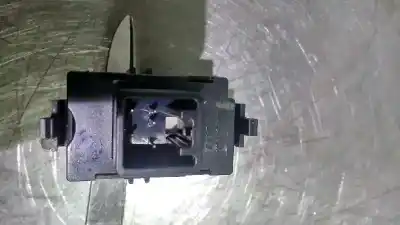 Second-hand car spare part right front power window switch for toyota corolla (_e12_) 1.4 d (nde120_) oem iam references   