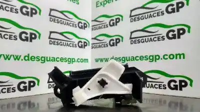 Second-hand car spare part tailgate back door handle for toyota corolla (_e12_) 1.4 d (nde120_) oem iam references 