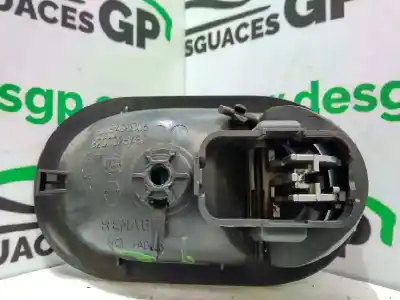 Second-hand car spare part interior left rear handle for renault scenic ii emotion oem iam references   