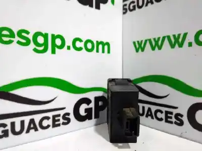 Peça sobressalente para automóvel em segunda mão trocar por citroen c3 1.4 hdi (68 cv) 1.4 hdi referências oem iam 96384422  