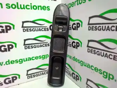 Recambio de automóvil de segunda mano de mando elevalunas delantero derecho para peugeot 307 (s1) xs referencias oem iam   