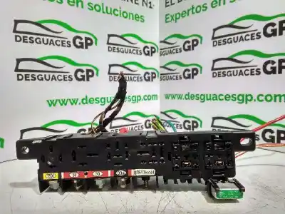 Second-hand car spare part fuse box unit for seat leon (1m1) stella oem iam references 8l0941822  