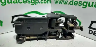 Second-hand car spare part interior left front handle for toyota corolla (e12) 2.0 d-4d linea sol berlina oem iam references   