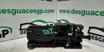 Second-hand car spare part interior left front handle for toyota corolla (_e12_) 1.4 d (nde120_) oem iam references 50594a1  