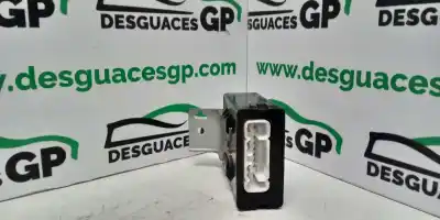 Second-hand car spare part electronic module for toyota corolla (_e12_) 1.4 d (nde120_) oem iam references 8865002390  