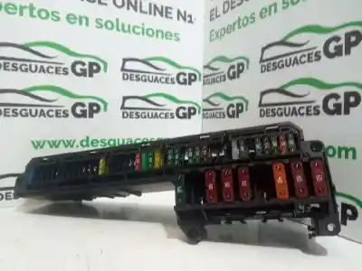 Second-hand car spare part FUSE BOX UNIT for BMW SERIE 5 BERLINA (E60)  OEM IAM references 12138647689  