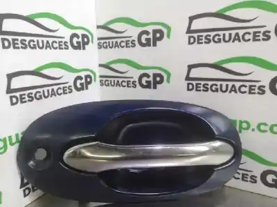 Peça sobressalente para automóvel em segunda mão puxador exterior dianteiro esquerdo por kia carnival ii 2.9 cdri ex referências oem iam k53a59410