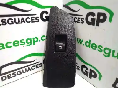 Pezzo di ricambio per auto di seconda mano interruttore alzacristalli anteriore destro per bmw serie 1 berlina (e81/e87) 118d riferimenti oem iam 