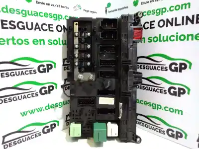 Second-hand car spare part fuse box unit for bmw x5 (e53) 4.4i automático oem iam references 8380405  