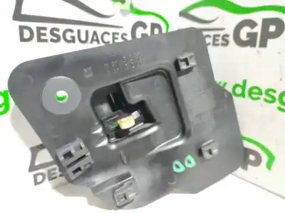 Second-hand car spare part interior right front handle for opel meriva essentia oem iam references 13121859  