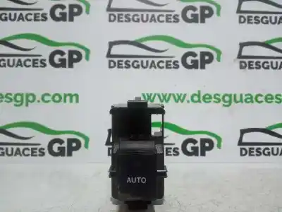 Second-hand car spare part right front power window switch for toyota auris active oem iam references 192801