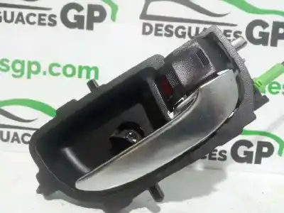 Second-hand car spare part interior left front handle for toyota auris active oem iam references   