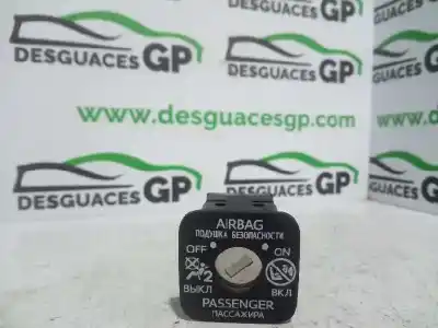 Second-hand car spare part switch for toyota auris active oem iam references 