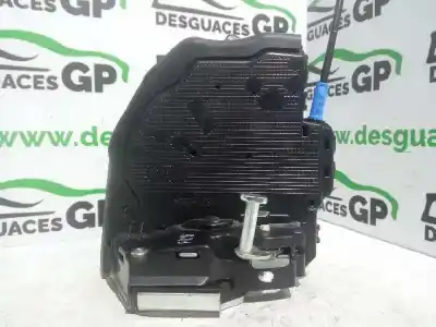 Second-hand car spare part rear right door lock for toyota auris active oem iam references 