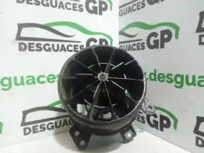 Peça sobressalente para automóvel em segunda mão tablier por toyota auris active referências oem iam 5556862280  