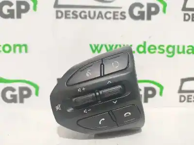 Peça sobressalente para automóvel em segunda mão comandos do volante por kia rio (yb) attract referências oem iam 