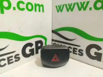 Second-hand car spare part hazard warning lights for nissan note (e11e) acenta oem iam references 06019