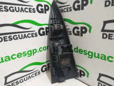 Second-hand car spare part rear right power window switch for nissan note (e11e) acenta oem iam references   