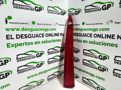 Recambio de automóvil de segunda mano de PILOTO TRASERO DERECHO para CITROEN C4 BERLINA  referencias OEM IAM 9655863780  