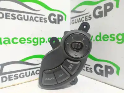 Pièce détachée automobile d'occasion COMMUTATEUR RÉTROVISEUR pour HYUNDAI SANTA FE (SM)  Références OEM IAM 9353026000  