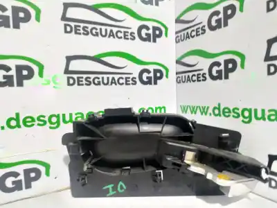 Автозапчасти б/у левая передняя внутренняя ручка за peugeot 307 break / sw (s1) sw pack ссылки oem iam 9643604577  