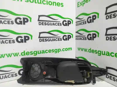 Second-hand car spare part interior right front handle for audi a4 avant (b5) 1.9 tdi quattro oem iam references 8d0837020  