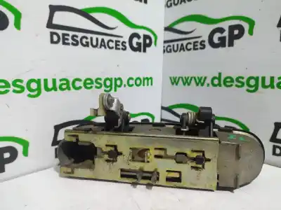 Автозапчасти б/у задняя левая наружная ручка за audi a4 avant (b5) 1.9 tdi quattro ссылки oem iam 4b1837885  