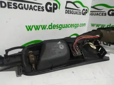 Автозапчасти б/у задняя левая наружная ручка за audi a4 avant (b5) 1.9 tdi quattro ссылки oem iam 4b1837885  