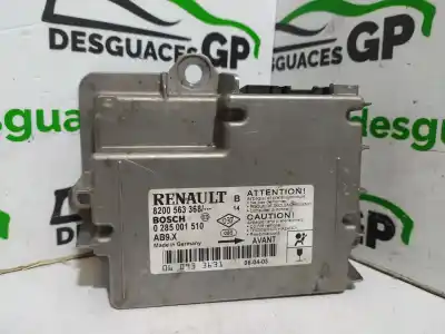 Pezzo di ricambio per auto di seconda mano centralina airbag per renault clio iii confort expression riferimenti oem iam 8200563368