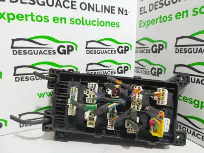 Pièce détachée automobile d'occasion boîtes à fusibles pour kia sorento i (jc) 2.5 crdi références oem iam 911603e070  