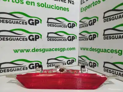 Peça sobressalente para automóvel em segunda mão farolim de travão central por toyota corolla (_e12_) 1.4 d (nde120_) referências oem iam 