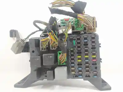 Peça sobressalente para automóvel em segunda mão caixa de fusíveis e relés por ford mondeo berlina (ge) trend referências oem iam 1s7t14a073ae