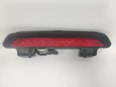 Peça sobressalente para automóvel em segunda mão farolim de travão central por chevrolet orlando lt referências oem iam 