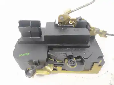 Second-hand car spare part front right door lock for citroen berlingo 1.9 d multispace oem iam references   