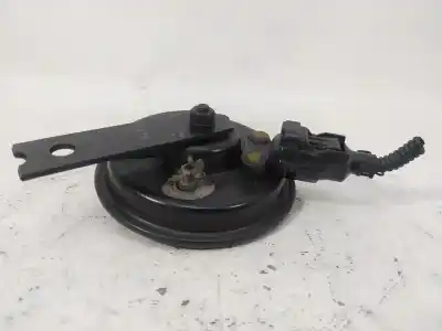 Second-hand car spare part horn for kia sorento i (jc) 2.5 crdi oem iam references 28r000033  