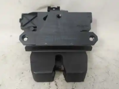 Pièce détachée automobile d'occasion coffre / serrure de porte pour volvo s40 berlina 2.4 summum références oem iam 01043431002  