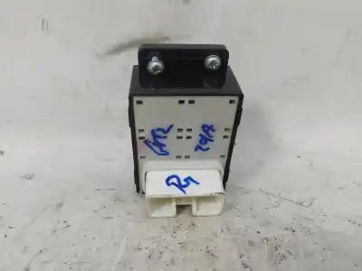 Peça sobressalente para automóvel em segunda mão botão / interruptor elevador vidro dianteiro esquerdo por hyundai i10 classic referências oem iam 202007107  