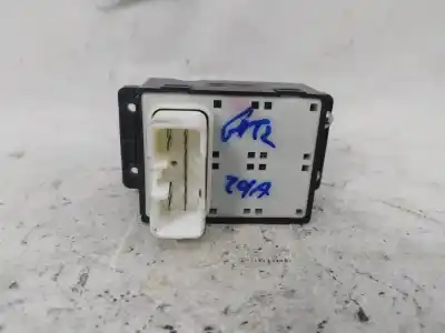 Peça sobressalente para automóvel em segunda mão botão / interruptor elevador vidro dianteiro esquerdo por hyundai i10 classic referências oem iam 202007107  