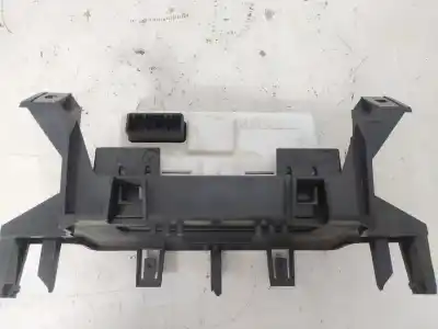 Pezzo di ricambio per auto di seconda mano display multifunzione per renault megane ii berlina 5p luxe dynamique riferimenti oem iam 8200350498  