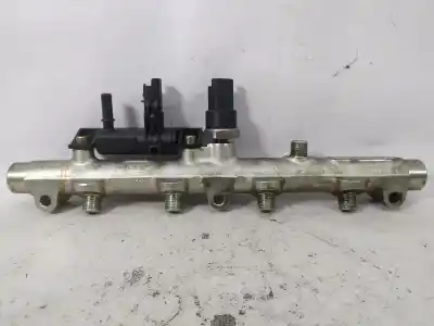 Pièce détachée automobile d'occasion RAMPE D'INJECTEUR pour LANCIA PHEDRA (180)  Références OEM IAM 0445214017  