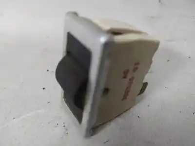Second-hand car spare part switch for renault 12 s.l.e especial oem iam references 30253501  