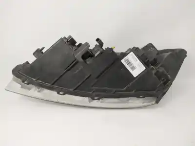 Second-hand car spare part right headlight for kia cee´d emotion oem iam references   