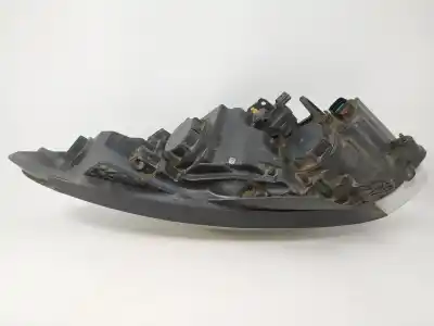 Second-hand car spare part right headlight for kia cee´d emotion oem iam references   