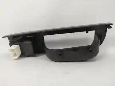 Автозапчасти б/у управление задними правыми стеклами за kia cee´d emotion ссылки oem iam 823611h000  